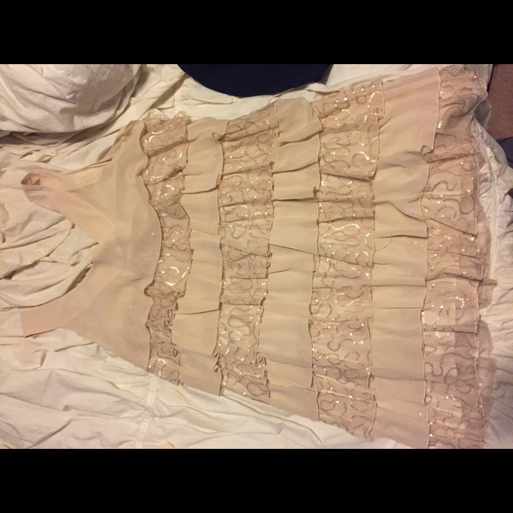 Kensie ruffle cocktail dress